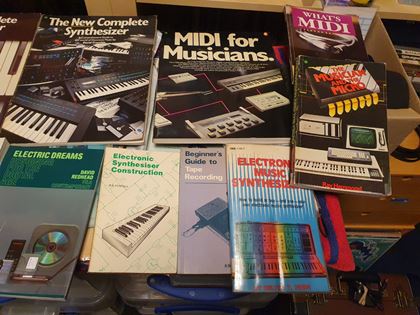 various-Large lot of synthesizer books